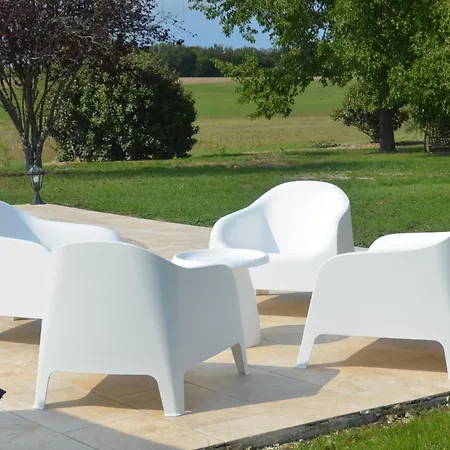 Le Murmure Des Champs Holiday home *